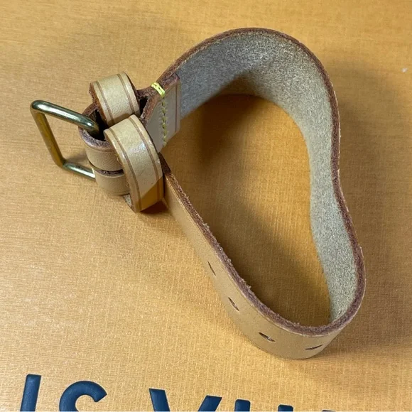 Louis Vuitton Poignet as a Bracelet - Picture 10 of 16